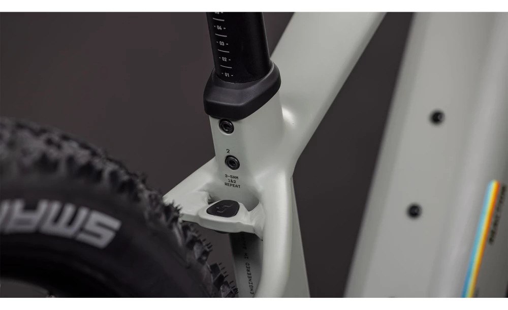 Cube Reaction Hybrid SLT 800 - Vue 3